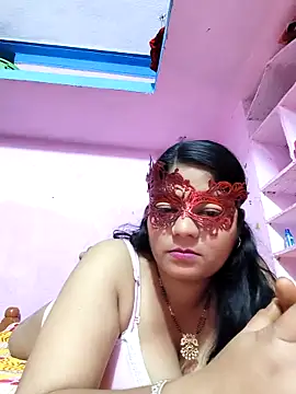 SAIRA-hot online show from November 2025 06:40:02 PM