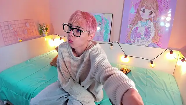 Strawberry Kitty  online show from November 2025 03:27:01 AM