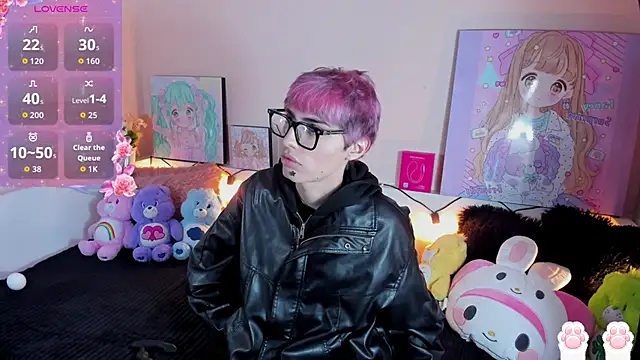 Strawberry Kitty  online show from November 2025 04:04:01 AM