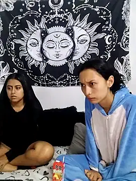 emily n abby online show from April 2026 12:33:01 PM