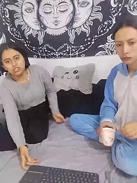 emily n abby online show from June 2026 01:30:01 PM