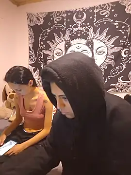 emily n abby online show from July 2026 01:02:02 PM