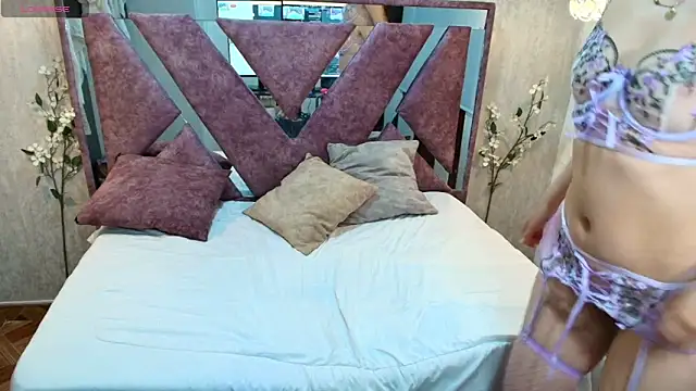 MadissonMontero online show from October 2025 06:08:02 PM