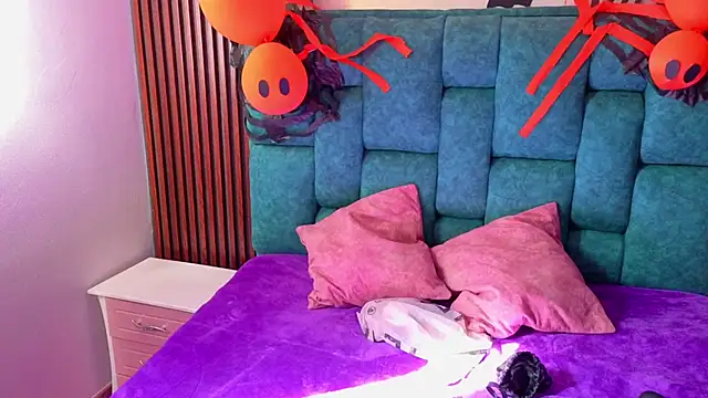 MadissonMontero online show from November 2025 07:57:02 PM