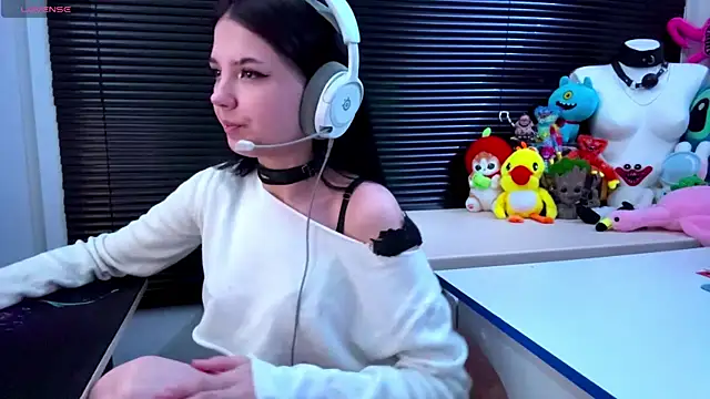 HanaMantanaDell online show from October 2025 01:12:02 PM