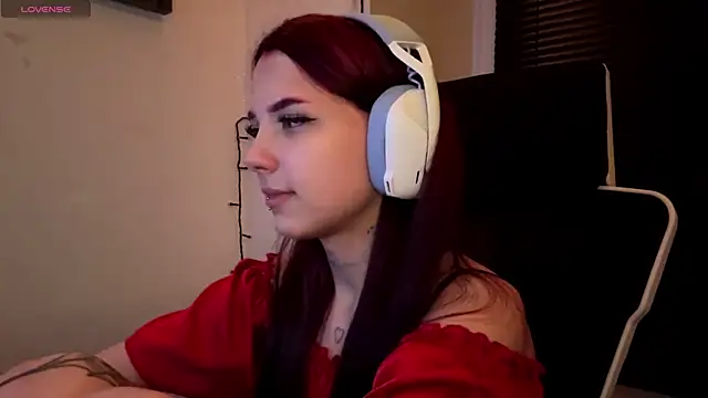 Snapshot of HanaMantanaDell chatting on March 2026 04:30:02 PM HanaMantanaDell online show from March 2026 04:30:02 PM