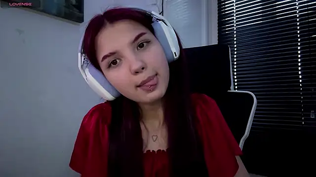 Snapshot of HanaMantanaDell chatting on April 2026 02:55:02 PM HanaMantanaDell online show from April 2026 02:55:02 PM