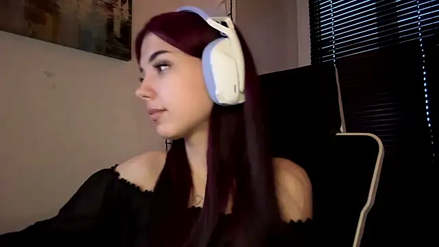 Snapshot of HanaMantanaDell chatting on April 2026 03:41:02 PM HanaMantanaDell online show from April 2026 03:41:02 PM