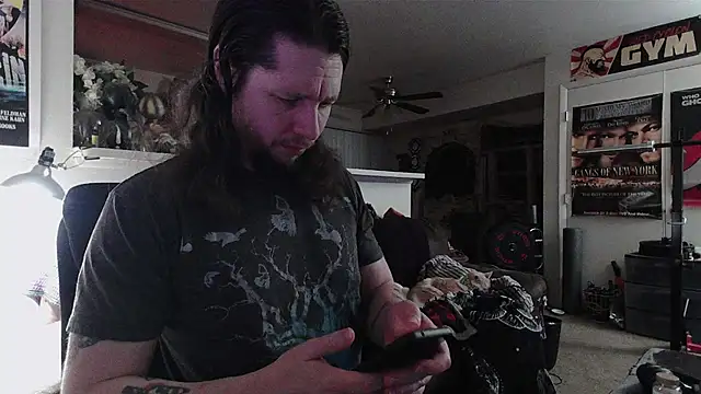 biggerisbetter12 online show from March 2026 07:44:01 AM