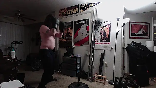 biggerisbetter12 online show from April 2026 07:16:01 AM