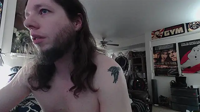 biggerisbetter12 online show from May 2026 07:33:02 PM