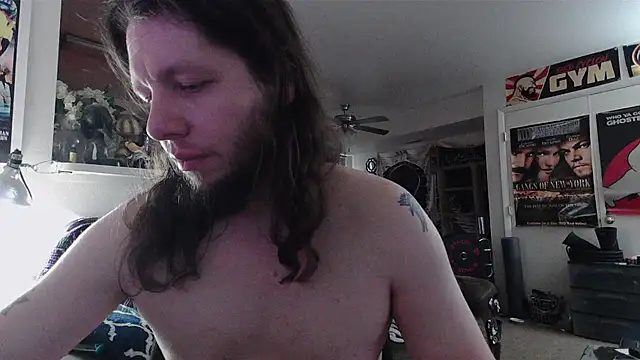 biggerisbetter12 online show from May 2026 01:11:02 AM