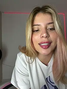  Alicee 1 online show from January 2026 12:46:02 AM