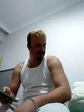 Snapshot of WORLDJR chatting on November 2025 03:03:01 PM WORLDJR online show from November 2025 03:03:01 PM