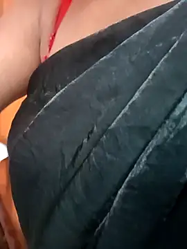 Sravya   online show from October 2025 09:23:01 AM