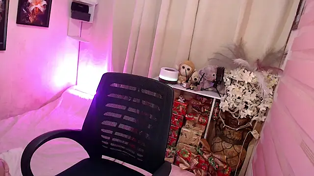 Snapshot of Katesy12 chatting on December 2025 01:55:02 AM Katesy12 online show from December 2025 01:55:02 AM