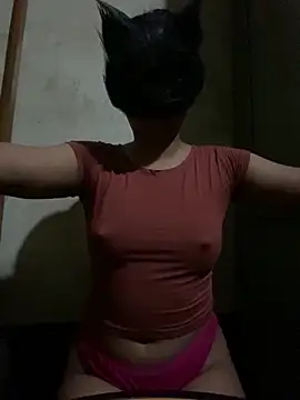 MiraAbellana online show from October 2025 06:30:02 PM