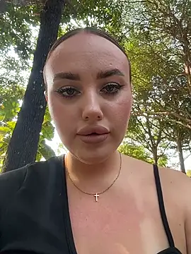 KiraSunshine online show from February 2026 03:54:01 AM