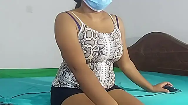 Snapshot of SL_queen1 chatting on February 2026 03:59:01 PM SL queen1 online show from February 2026 03:59:01 PM