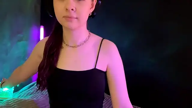 FloralAtoll online show from October 2025 01:23:02 PM