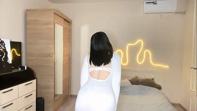 MyraLitterers online show from March 2026 04:02:01 PM