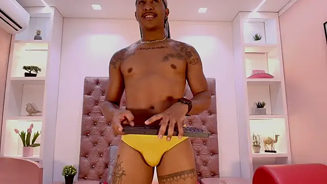 Snapshot of jacob_miller55 chatting on November 2025 01:57:01 PM jacob miller55 online show from November 2025 01:57:01 PM