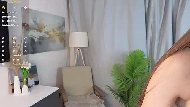 LeishaBeauman online show from October 2025 04:03:02 PM