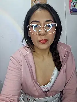 chloebrownn03 online show from November 2025 04:22:01 AM