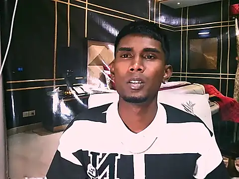IndianThuggin online show from June 2026 06:18:02 PM