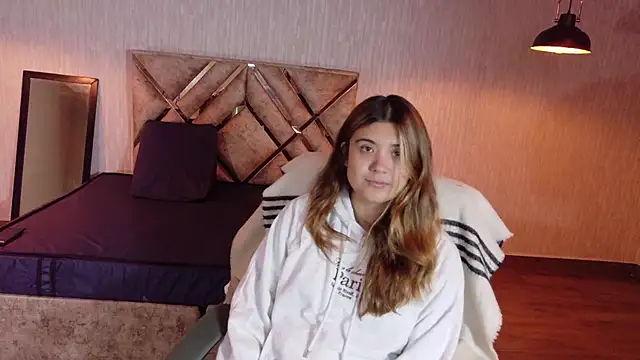 Snapshot of _jeessy chatting on October 2025 02:45:02 AM jeessy online show from October 2025 02:45:02 AM