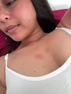 Rubbykira  online show from June 2026 06:33:01 PM