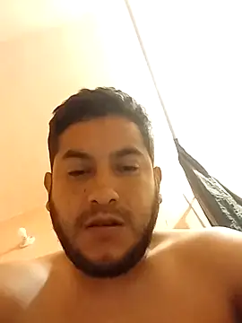 Snapshot of Travieso_21 chatting on November 2025 08:31:01 AM Travieso 21 online show from November 2025 08:31:01 AM