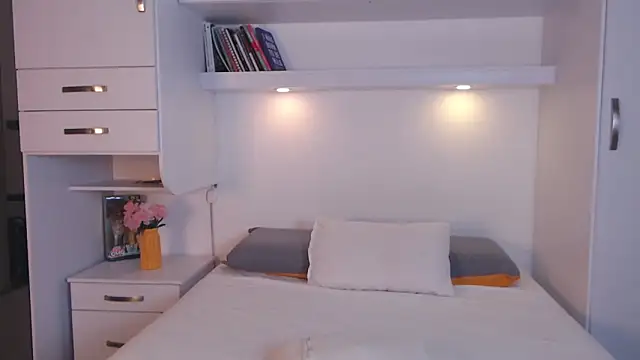 Snapshot of MartiRuis10 chatting on November 2025 09:26:02 PM MartiRuis10 online show from November 2025 09:26:02 PM