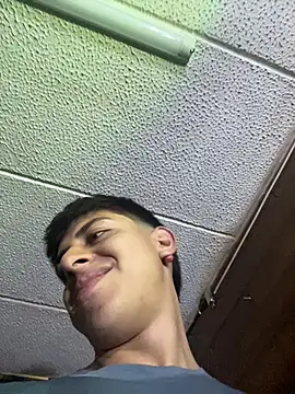 motomotoboy online show from April 2026 09:51:02 PM