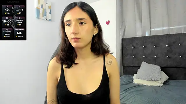 Snapshot of princess_foxxy chatting on February 2026 06:40:02 PM princess foxxy online show from February 2026 06:40:02 PM