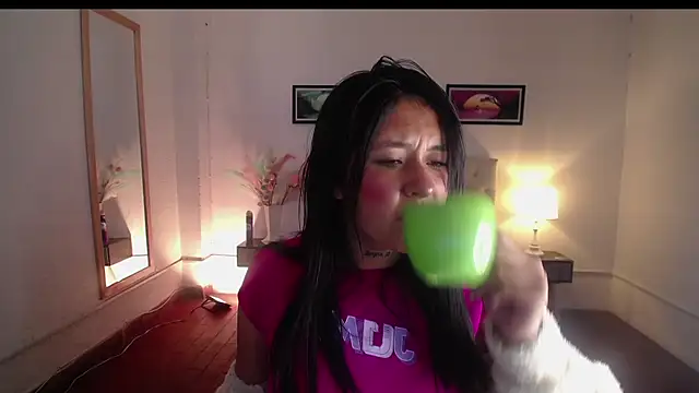 Betsy   online show from October 2025 05:29:02 AM