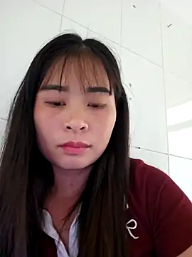 Squirrel-Pear online show from November 2025 09:10:02 AM