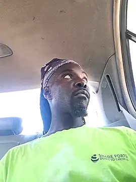 Snapshot of Mboro1988 chatting on February 2026 02:33:01 PM Mboro1988 online show from February 2026 02:33:01 PM