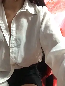 Snapshot of Kylie_beem chatting on December 2025 12:09:02 AM Kylie beem online show from December 2025 12:09:02 AM