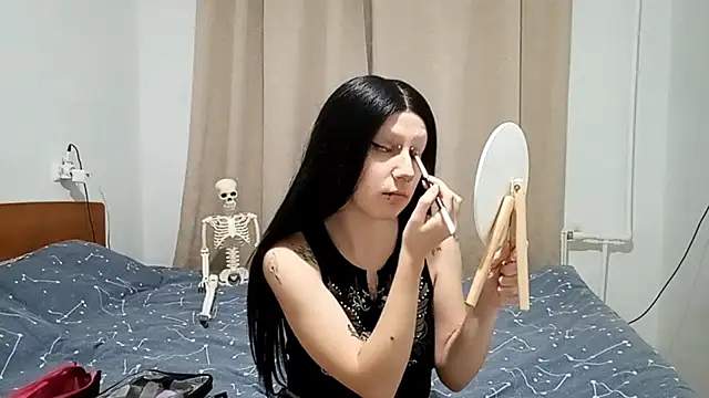 VetaBeghtol online show from November 2025 03:47:02 PM