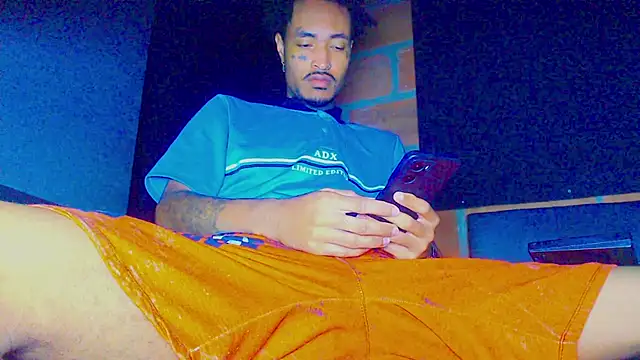 Snapshot of Anaconda_larga chatting on February 2026 01:49:02 PM Anaconda larga online show from February 2026 01:49:02 PM