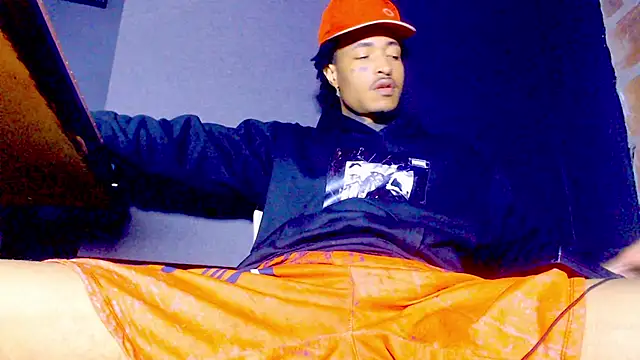 Snapshot of Anaconda_larga chatting on February 2026 02:50:02 PM Anaconda larga online show from February 2026 02:50:02 PM