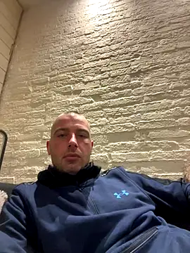 Rotteei1 online show from January 2026 04:48:02 AM