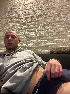 Rotteei1 online show from March 2026 09:37:02 AM