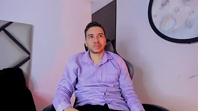 Snapshot of mike_257 chatting on October 2025 11:42:01 AM mike 257 online show from October 2025 11:42:01 AM