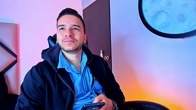 Snapshot of mike_257 chatting on November 2025 11:46:02 AM mike 257 online show from November 2025 11:46:02 AM