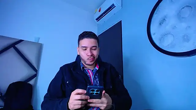 Snapshot of mike_257 chatting on December 2025 12:22:02 PM mike 257 online show from December 2025 12:22:02 PM