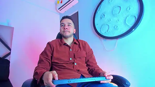 Snapshot of mike_257 chatting on January 2026 11:25:01 AM mike 257 online show from January 2026 11:25:01 AM