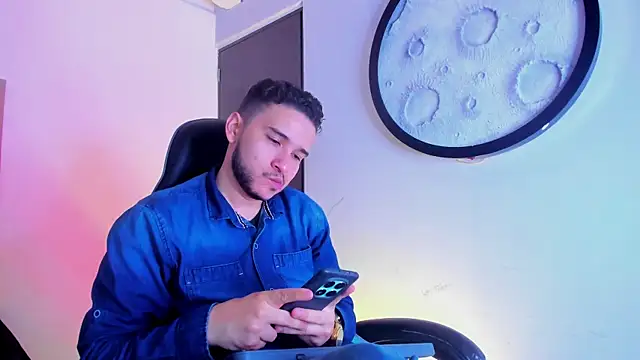 Snapshot of mike_257 chatting on February 2026 11:53:01 AM mike 257 online show from February 2026 11:53:01 AM