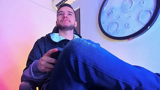 Snapshot of mike_257 chatting on March 2026 11:27:02 AM mike 257 online show from March 2026 11:27:02 AM